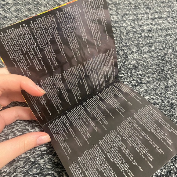 JuiceWrld Autograph CD album + shirt - Picture 7 of 7